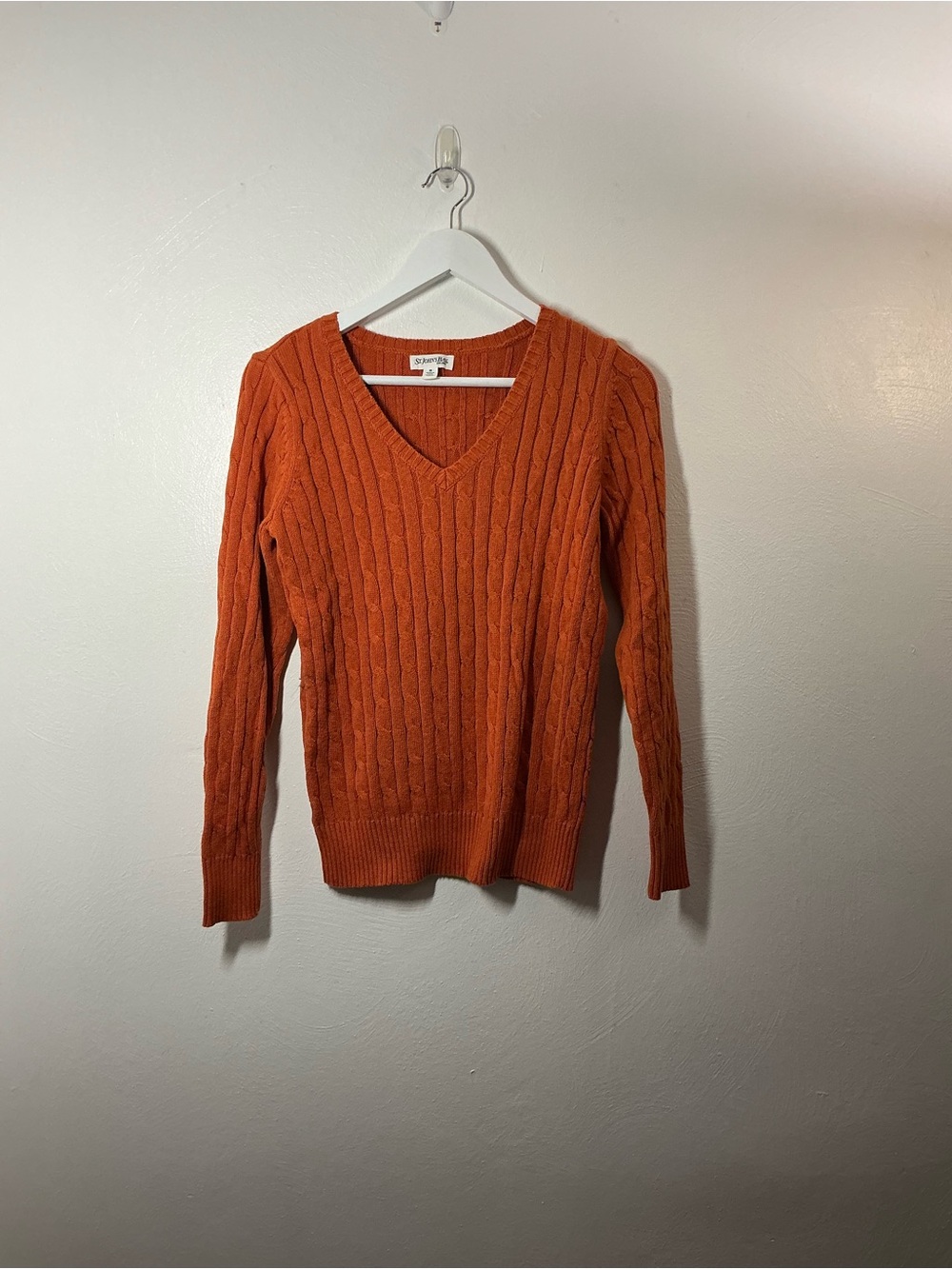 St. John's Bay Cable-Knit V-Neck Sweater in Burnt Orange Size Medium